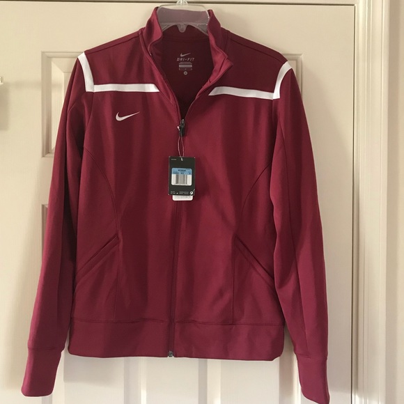 Nike Jackets & Blazers - NWT Women’s Nike Long Sleeve Jacket